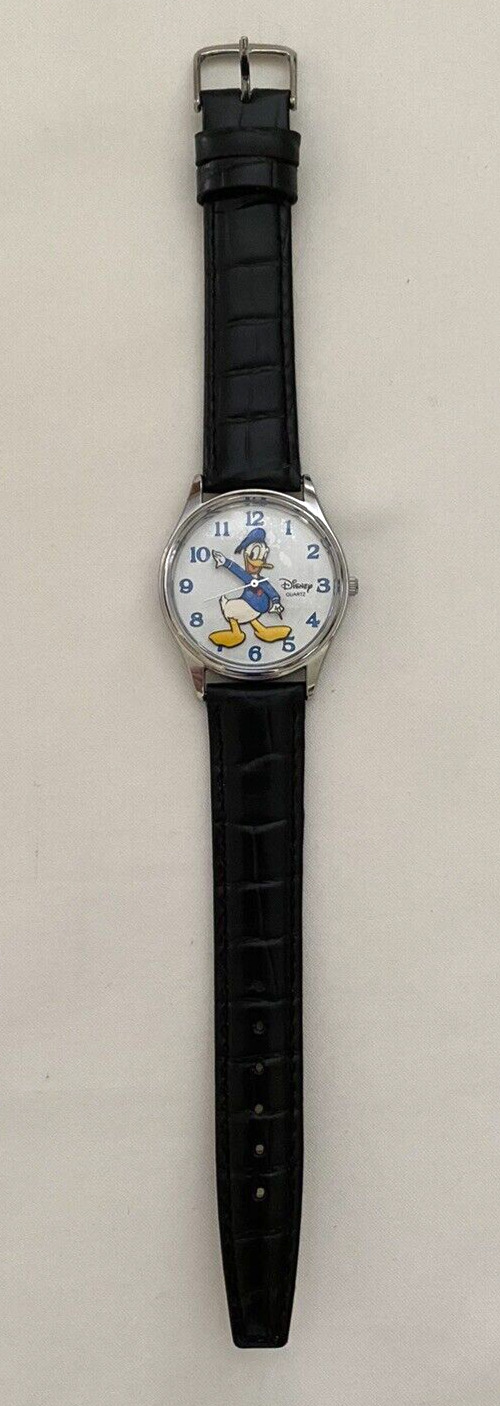 NWT Authentic Disney Quartz Donald Duck Watch Black Band WORKS Original Box