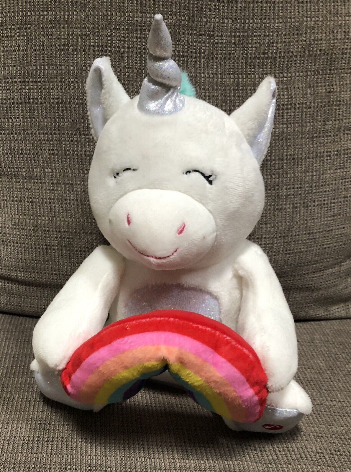 SPARK CREATE IMAGINE Rainbow Unicorn Plush Battery Oper Toy