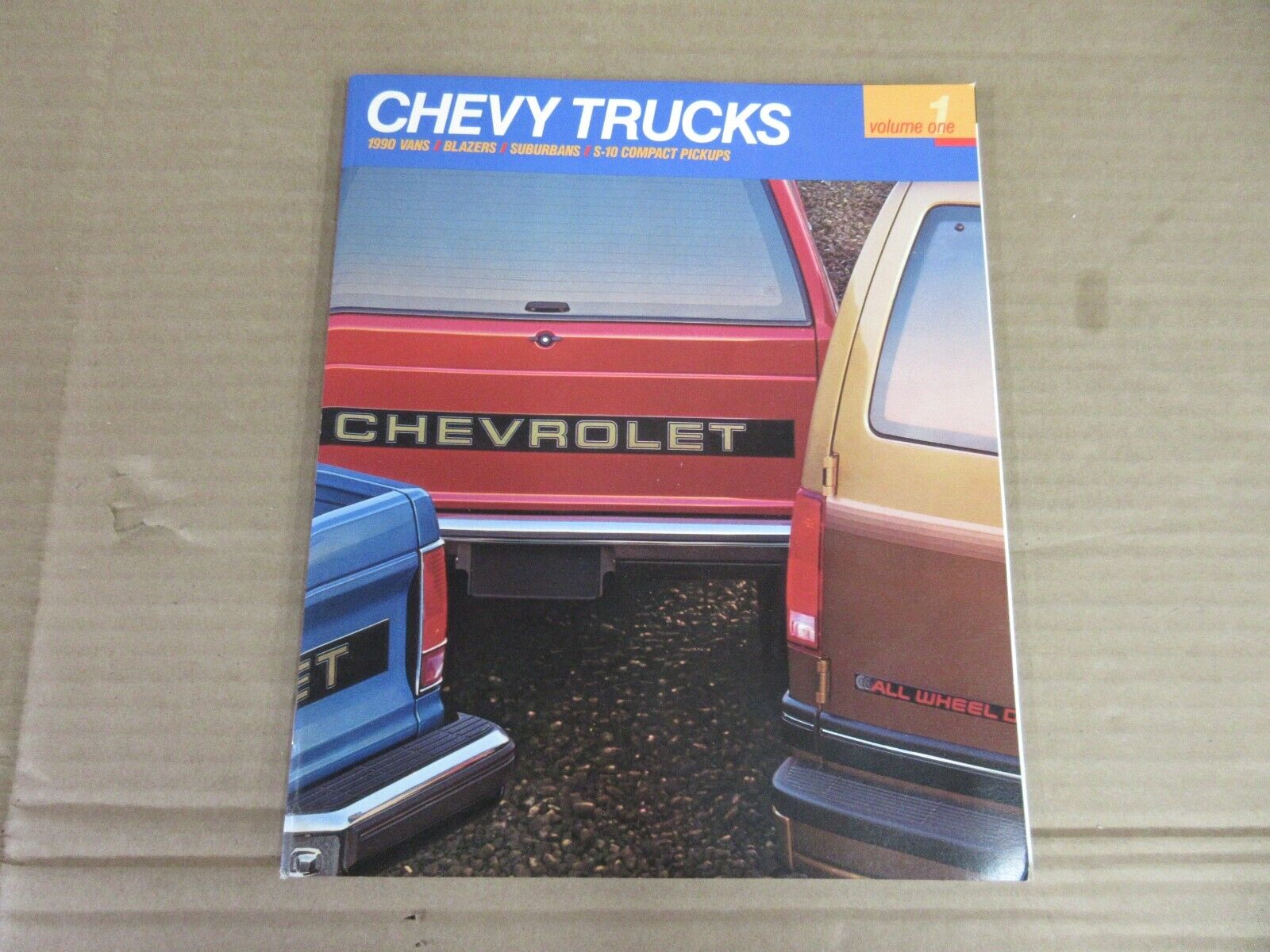 Vintage 1990 Chevrolet Trucks Vans Blazers Suburbans S-10 Vol 1   D8