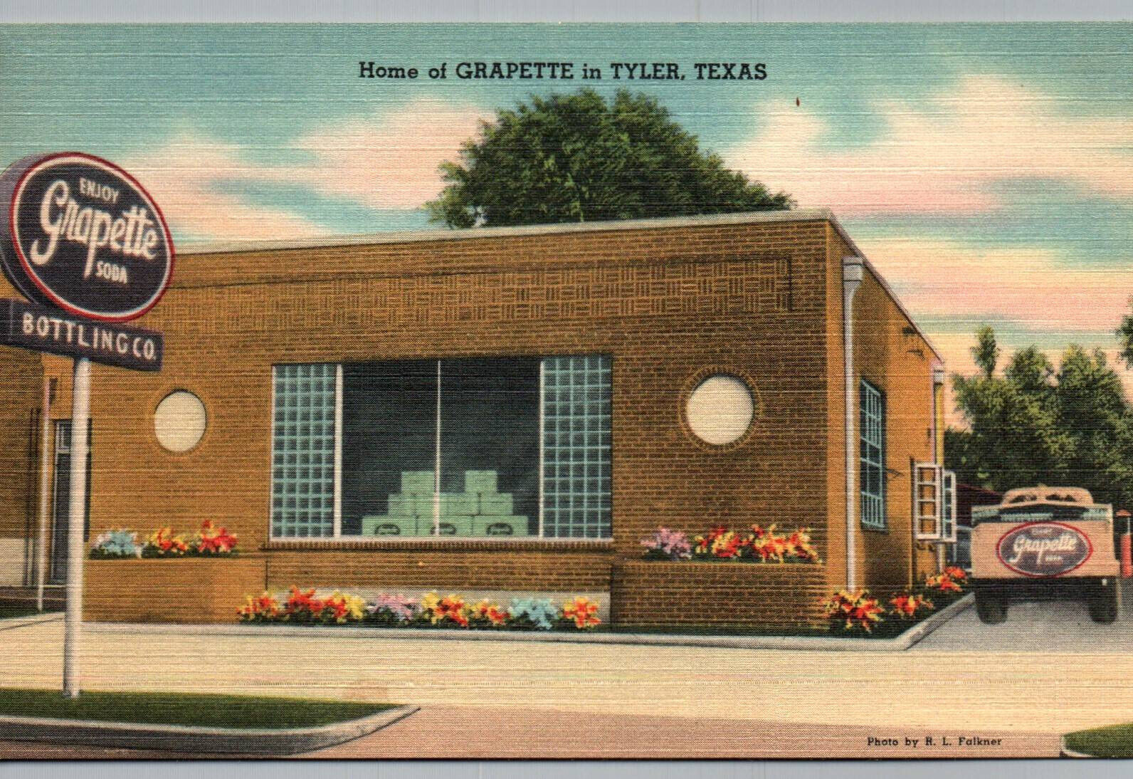 Tyler TX Grapette Soda Bottling Co Linen Advertising Postcard Grape Soda Texas