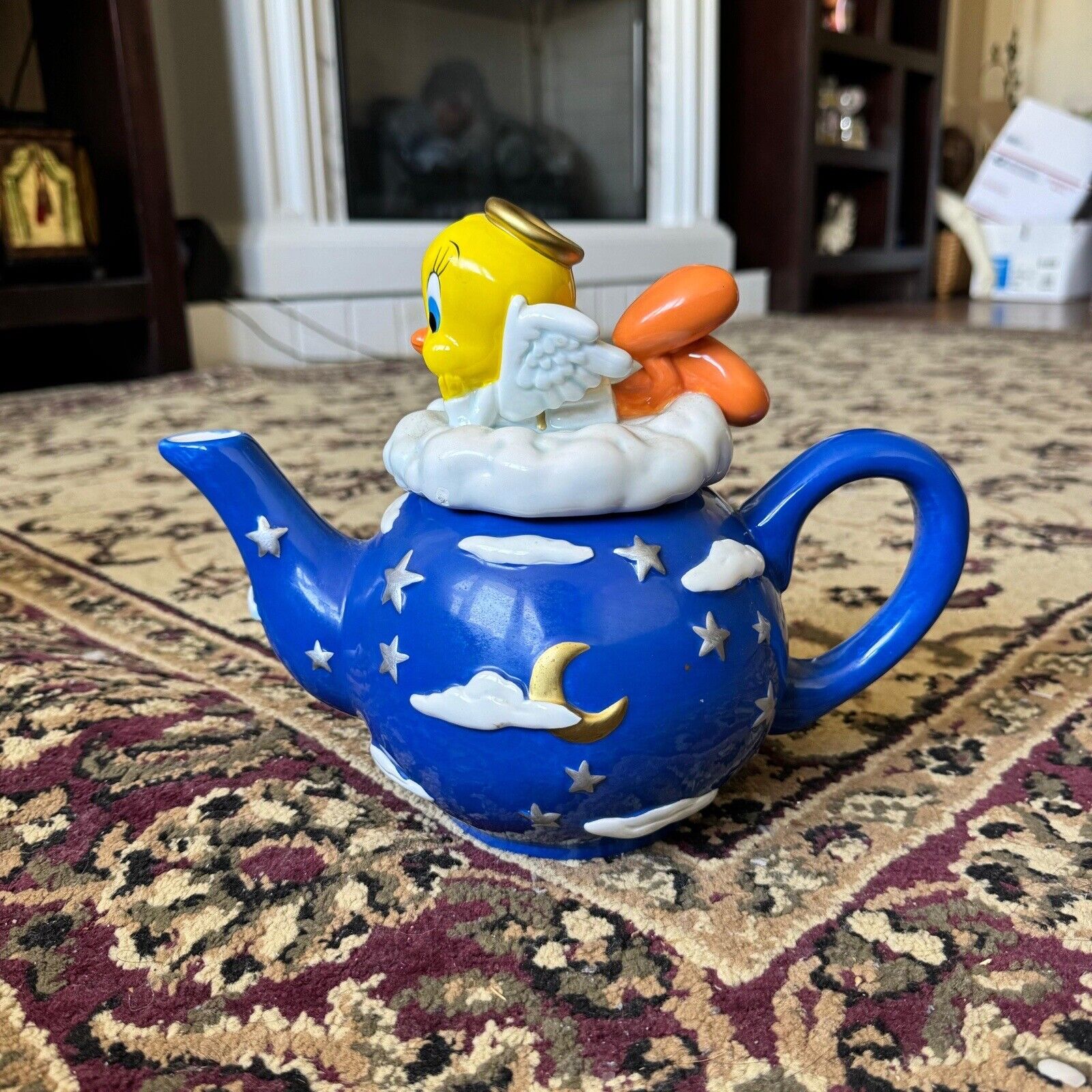 Warner Brothers Studio Looney Tunes 1999 Tweety Bird Angel Cloud Blue Teapot