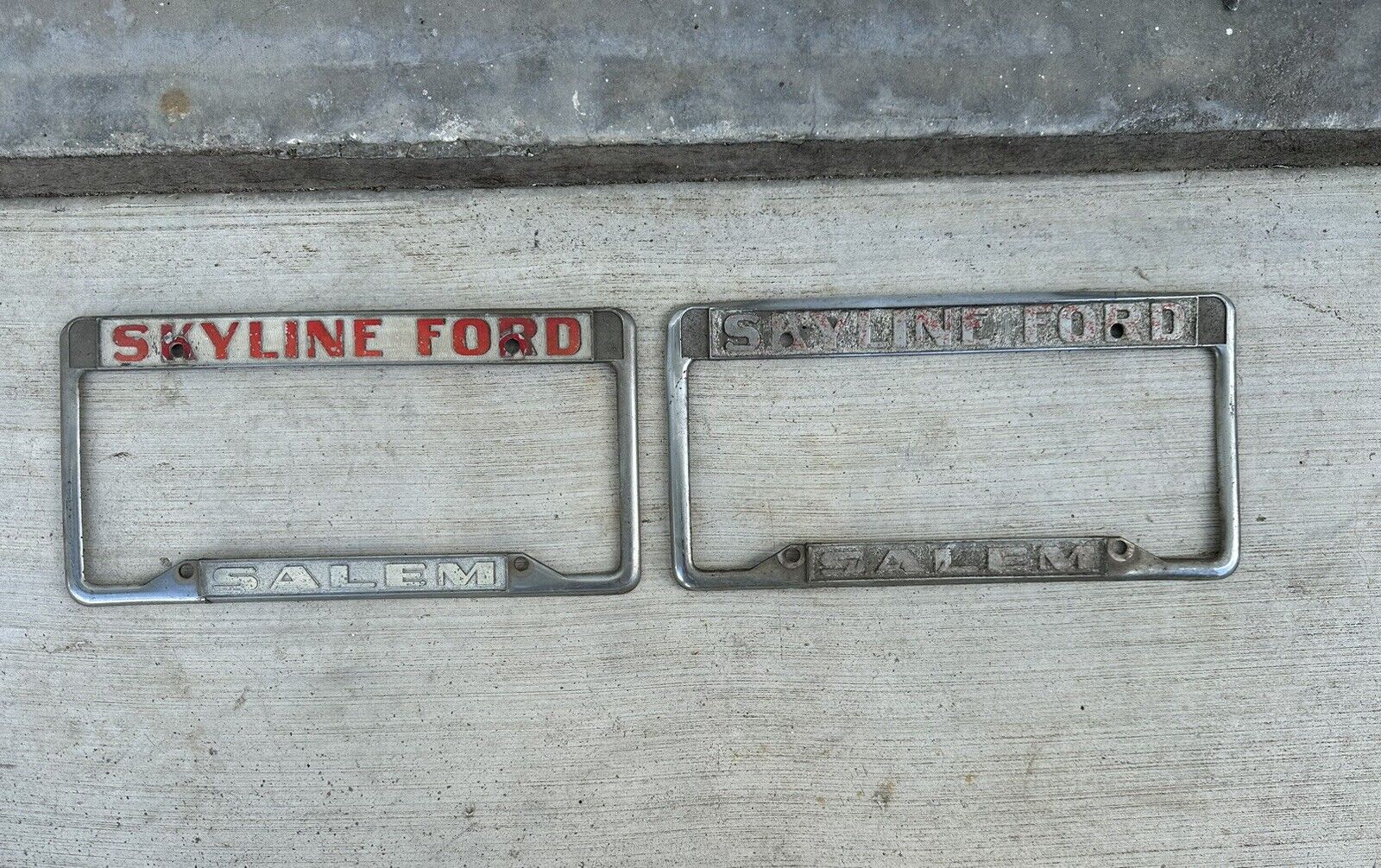 Awesome Pair Of Vintage Salem Skyline Ford License Plate Holders.