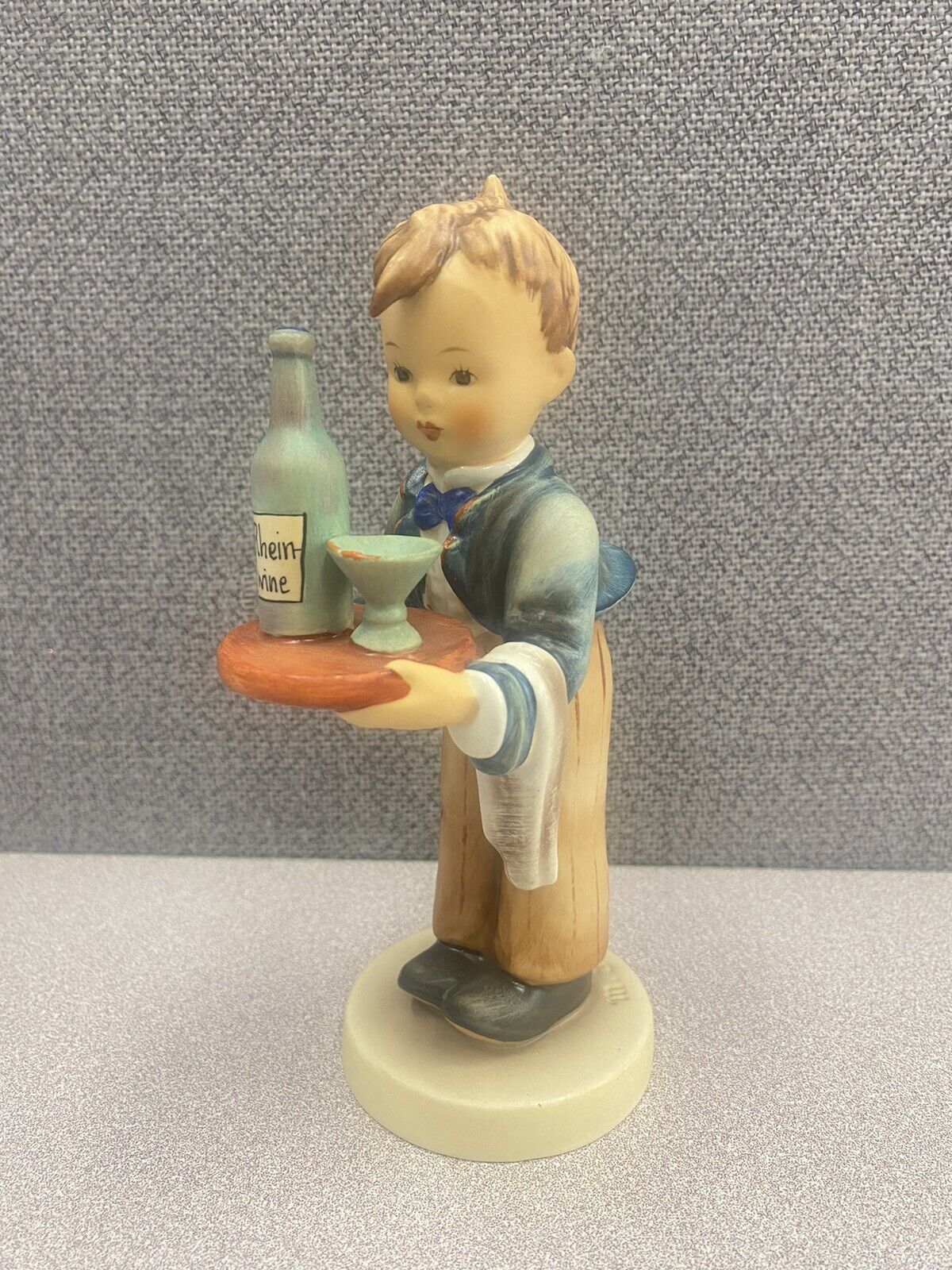 Hummel Goebel Waiter Figurine TMK-5 Vintage #154