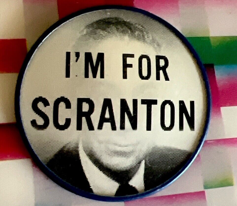 I\'M FOR SCRANTON 1960\'S VARI-VUE POLITICAL CAMPAIGN LENTICULAR PICTURE PIN NOS