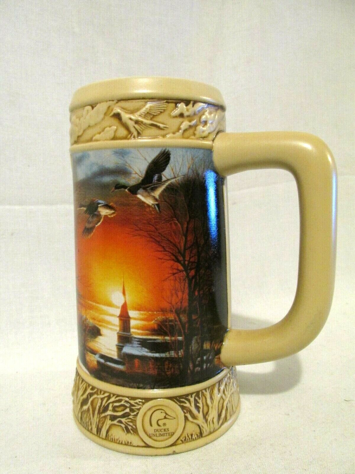 DUCKS UNLIMITED MILLER BEER STEIN THE SHARING SEASON TERRY REDLIN COLLECTION