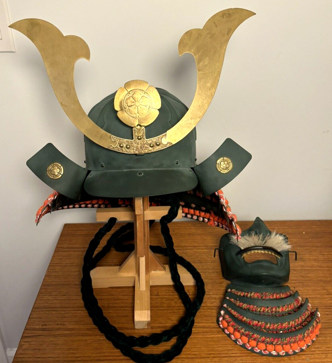Reproduction Japanese Green Metal Samurai Helmet with Menpo Mask Stand