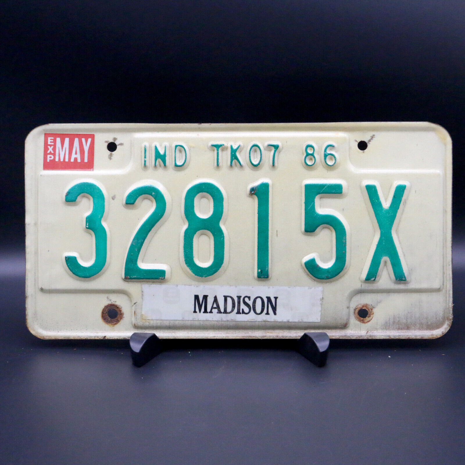 1986 Indiana 32815X - TK07 Madison Co License Plate Expired Car Tag White Black