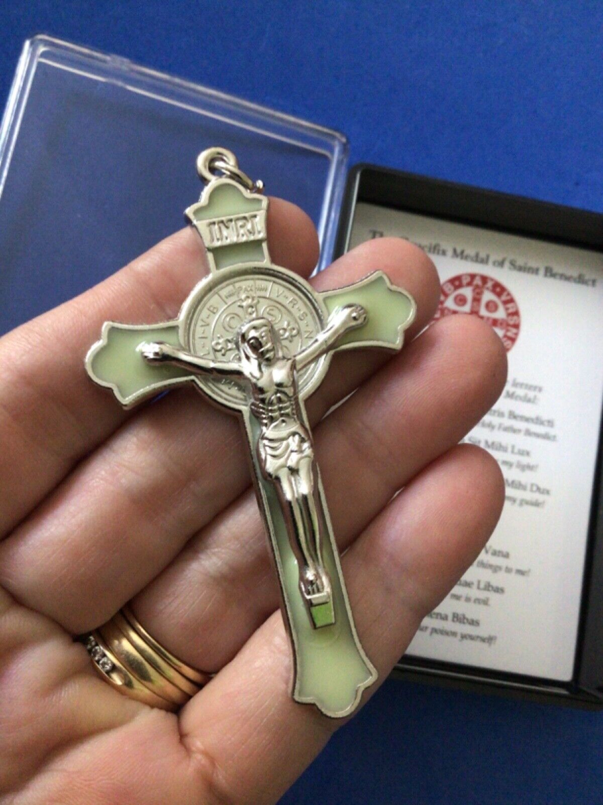 St BENEDICT Crucifix Cross Glow In The Dark 3” Silver Tone Metal Saint Gift Box