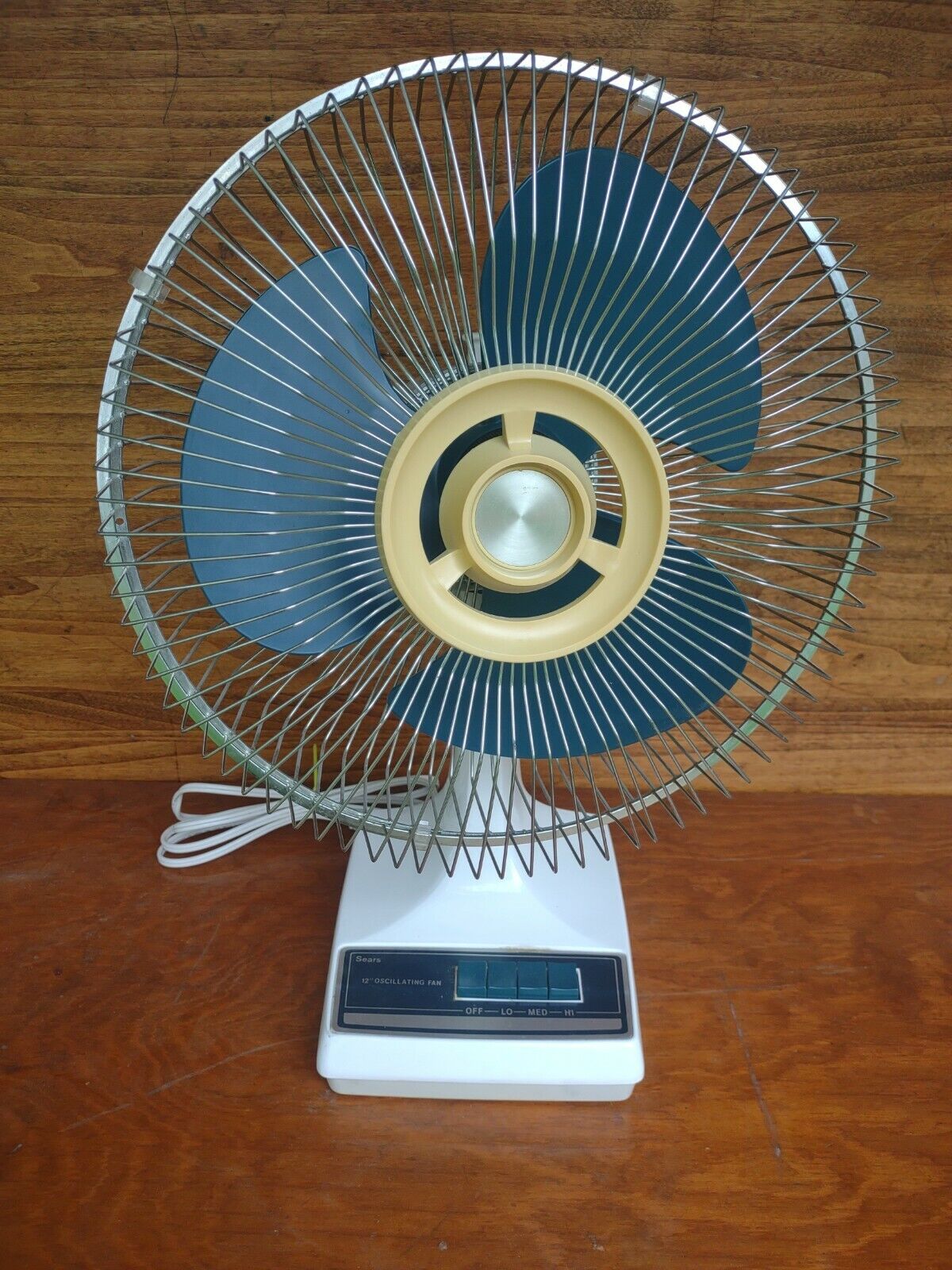 Sears Blue Oscillating Fan 12\