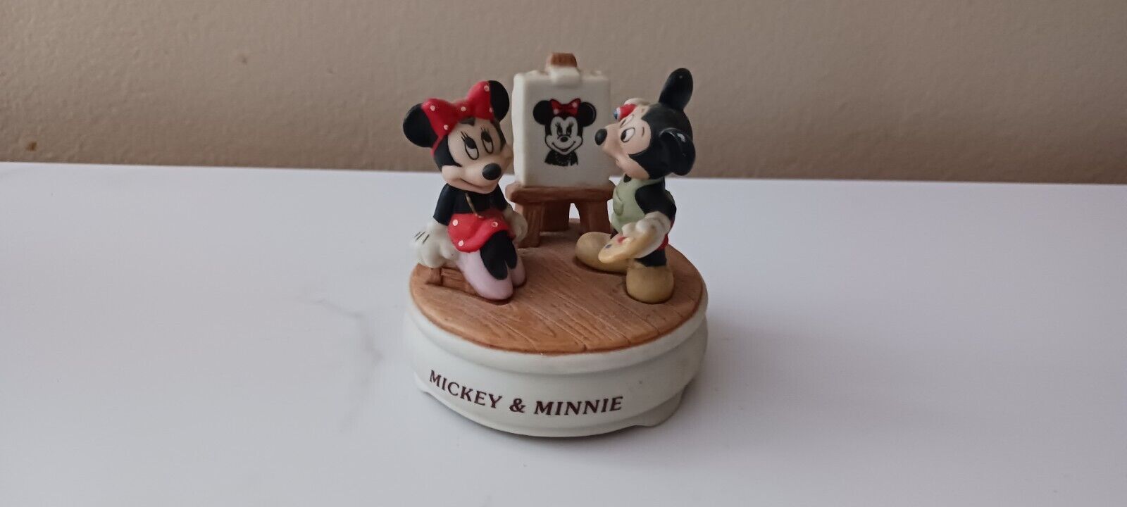 The Disney Collection Disney's Magic Memories Minnie and Mickey Mouse Music Box