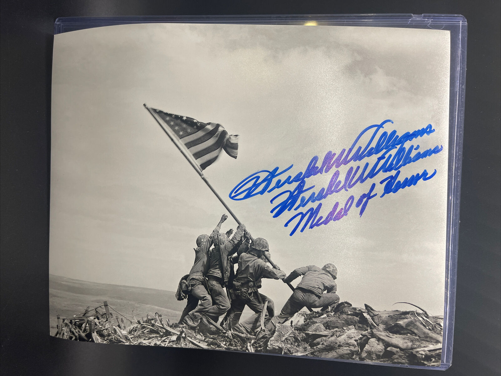 Hershel W. Williams  signed autographed Iwo Jima 8x10 photo Beckett BAS COA D5