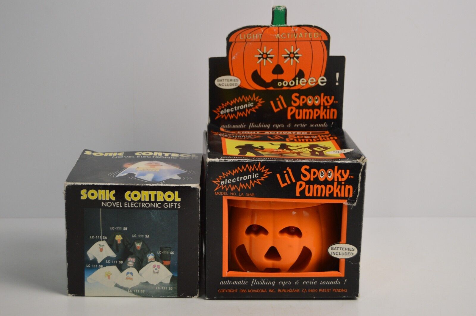 Vintage Lil' Spooky Pumpkin & Sonic Ghost Electronic Halloween 1980's Decor