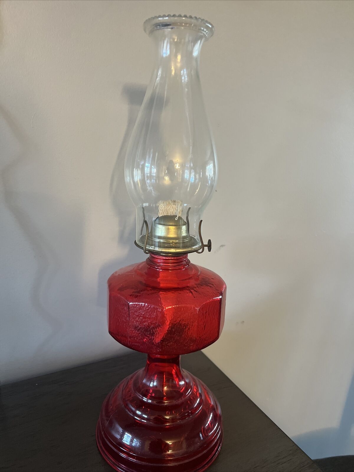 Vintage EARLY AMERICAN Red Ruby Flash HOMESTEADER Oil Lamp P&A Eagle Burner 18in