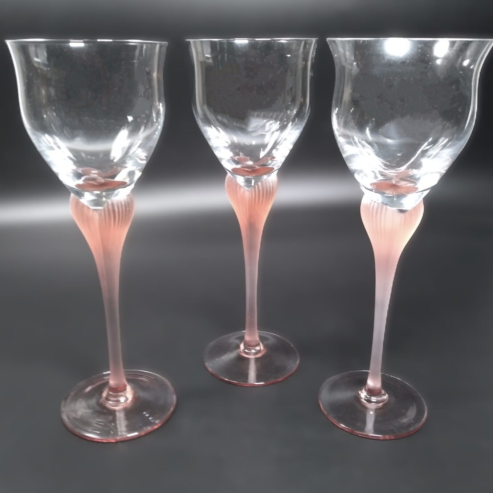 3 Mikasa Sea Mist Coral Stem Wine Goblets Glasses Frosted Ribbed 8.3 Inches