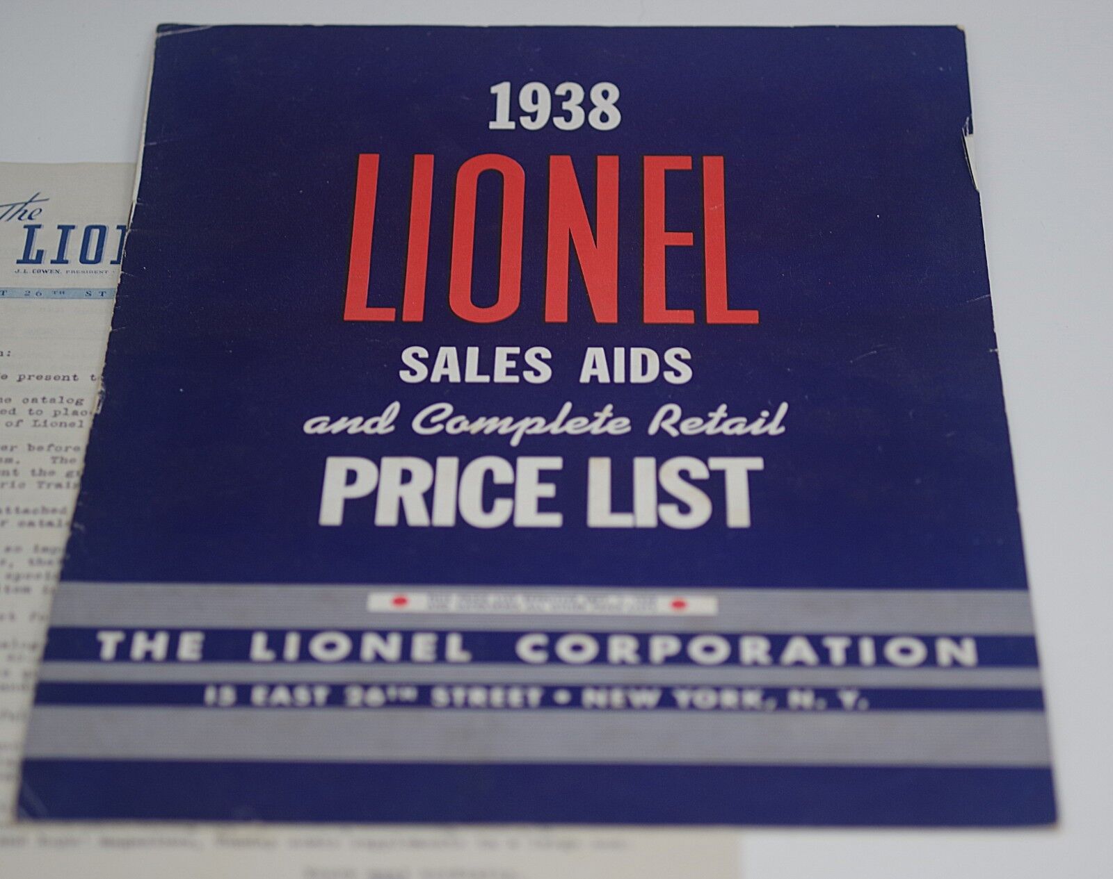 1938 LIONEL SALES AIDS AND COMPLETE RETAIL LIST with LETTER COMPANY LETTERHEAD 