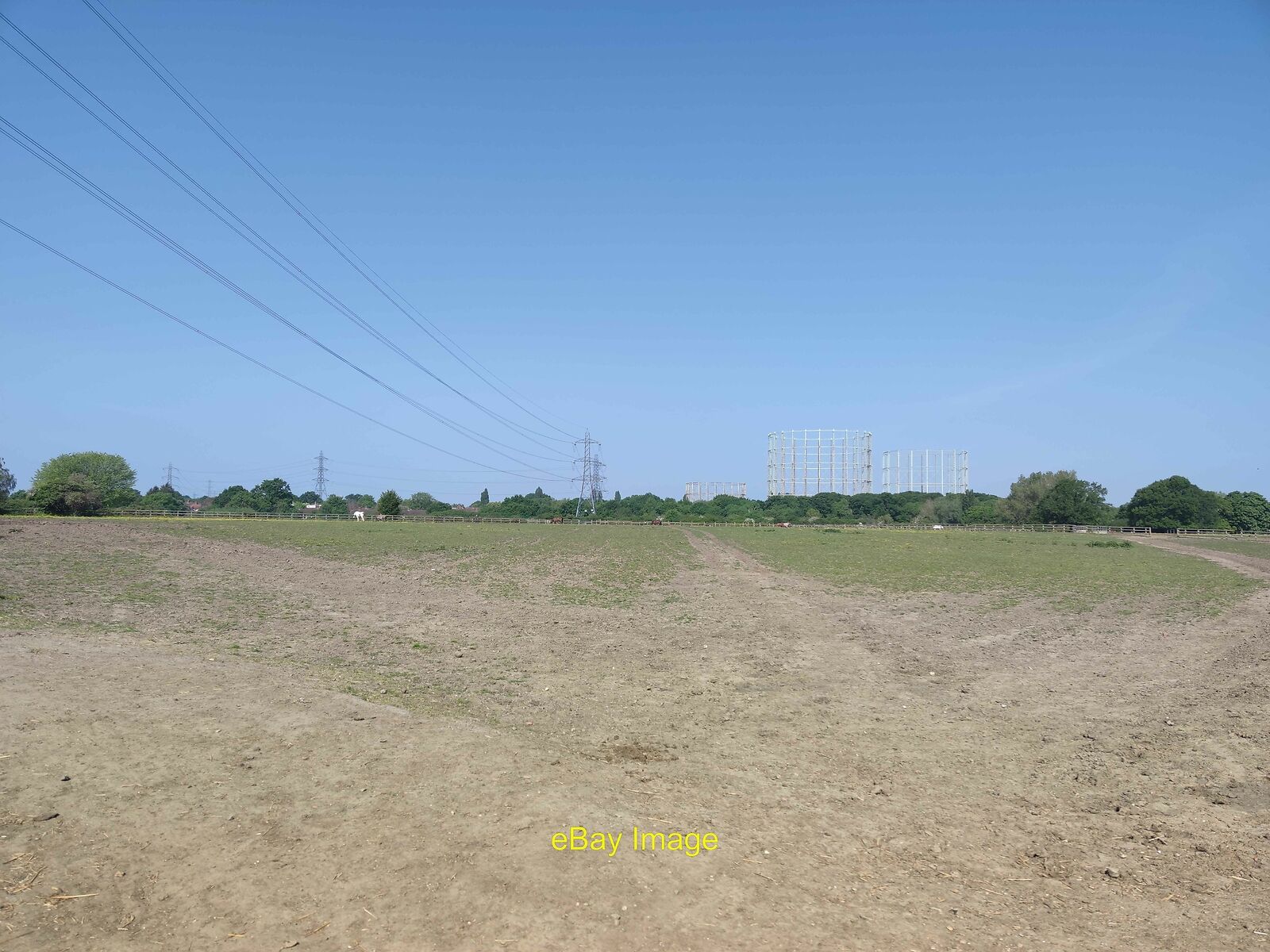 Photo 6x4 Fields near Green Land Nursery School New Malden Empty Gas Hold c2020