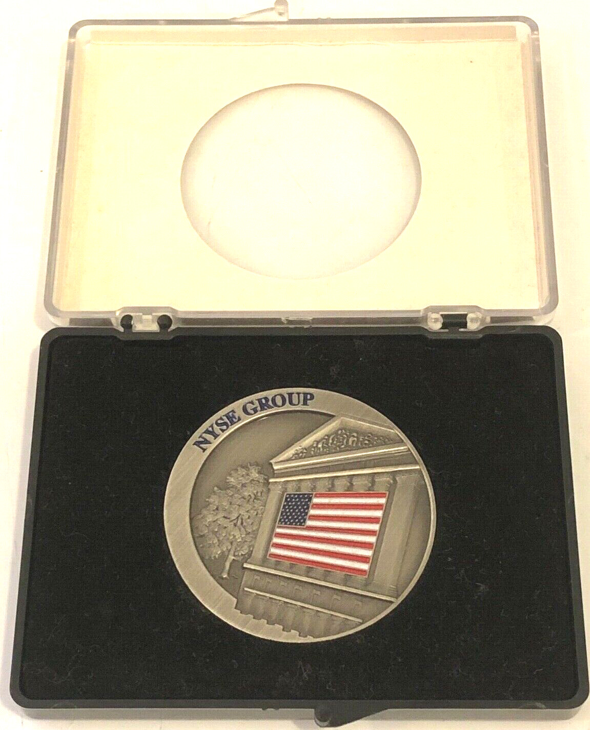 NYX Listed NYSE Group The New York Stock Exchange Original Listing \'06 Medallion