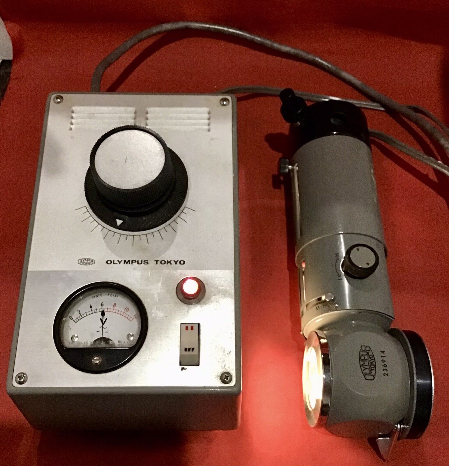 Olympus Tokyo  TE II Light Source And Transformer Vintage Scientific Equipment 