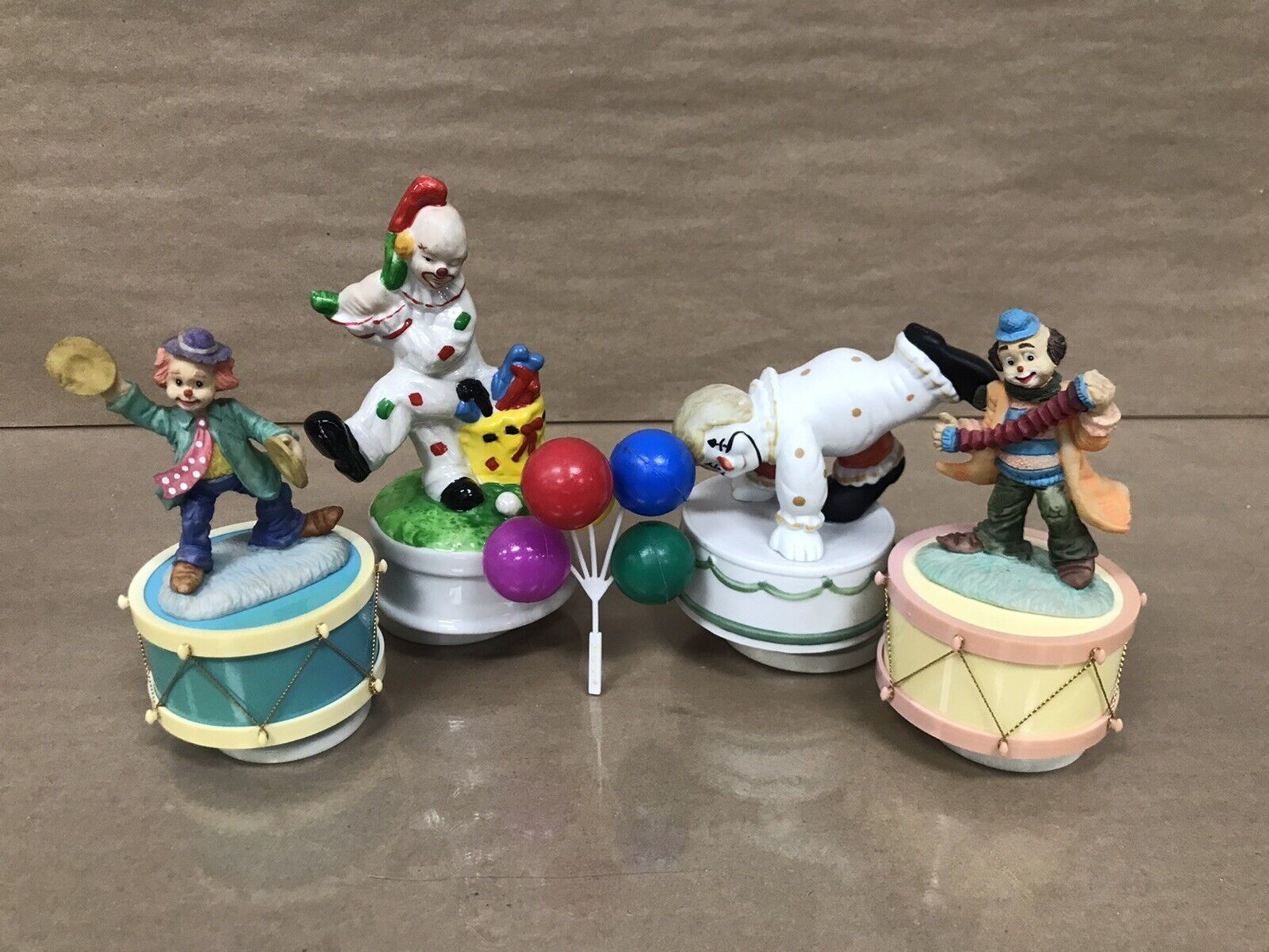 Vintage Lot of 4 Porcelain Circus Clown Wind Up Music Box Musical Figurines