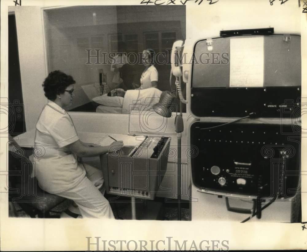 1974 Press Photo EEG department of Wet Jefferson General Hospital in Marrero.