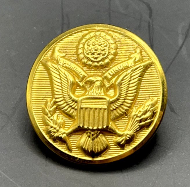 Vintage U.S. Army Great Seal Button Gold Tone Waterbury Button