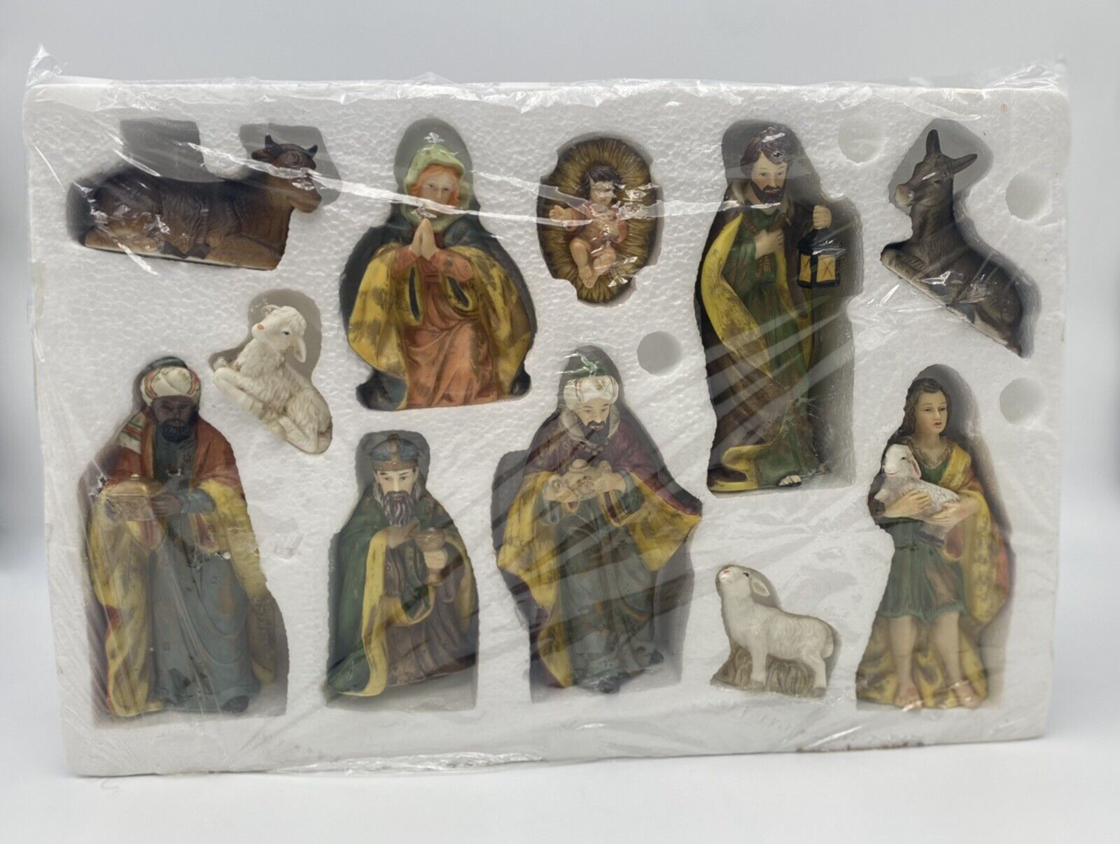 O'Well Heritage 11 Piece Porcelain Holy Family Nativity Set Hand Painted Vintage