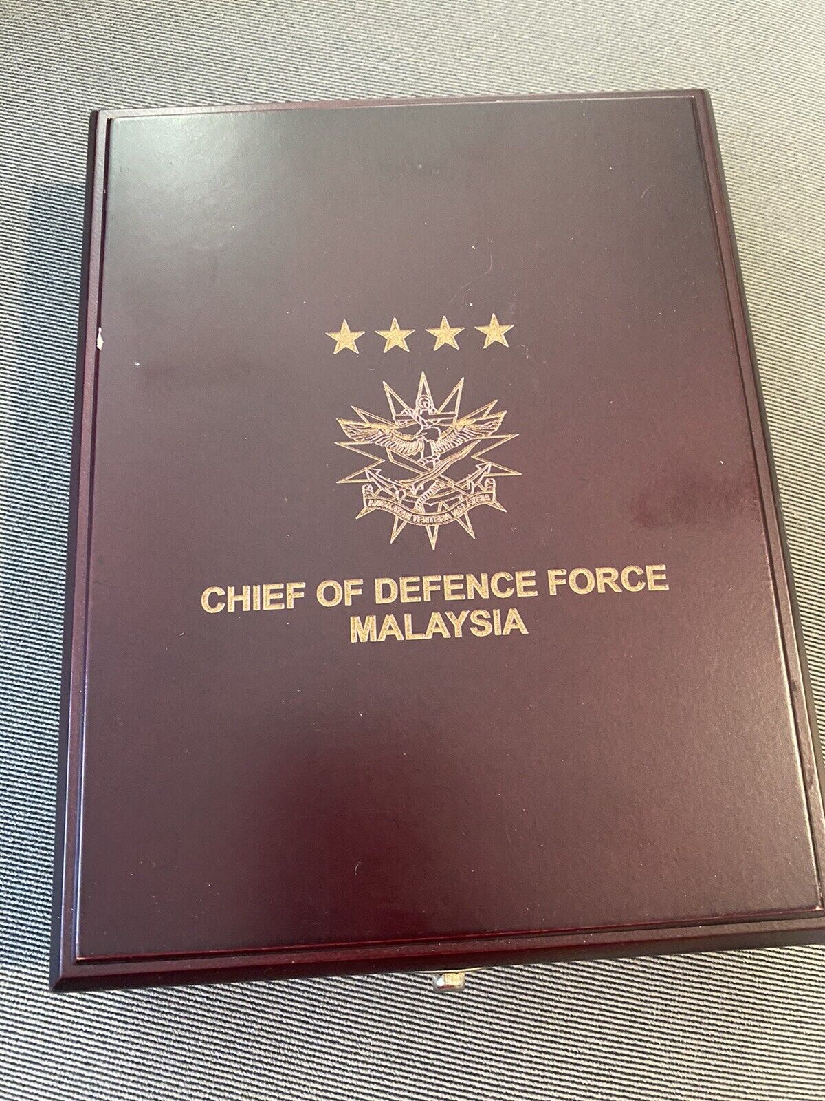 Presentation Plaque From Chief Of Defense Malaysia General Tan Sri Dato Rare