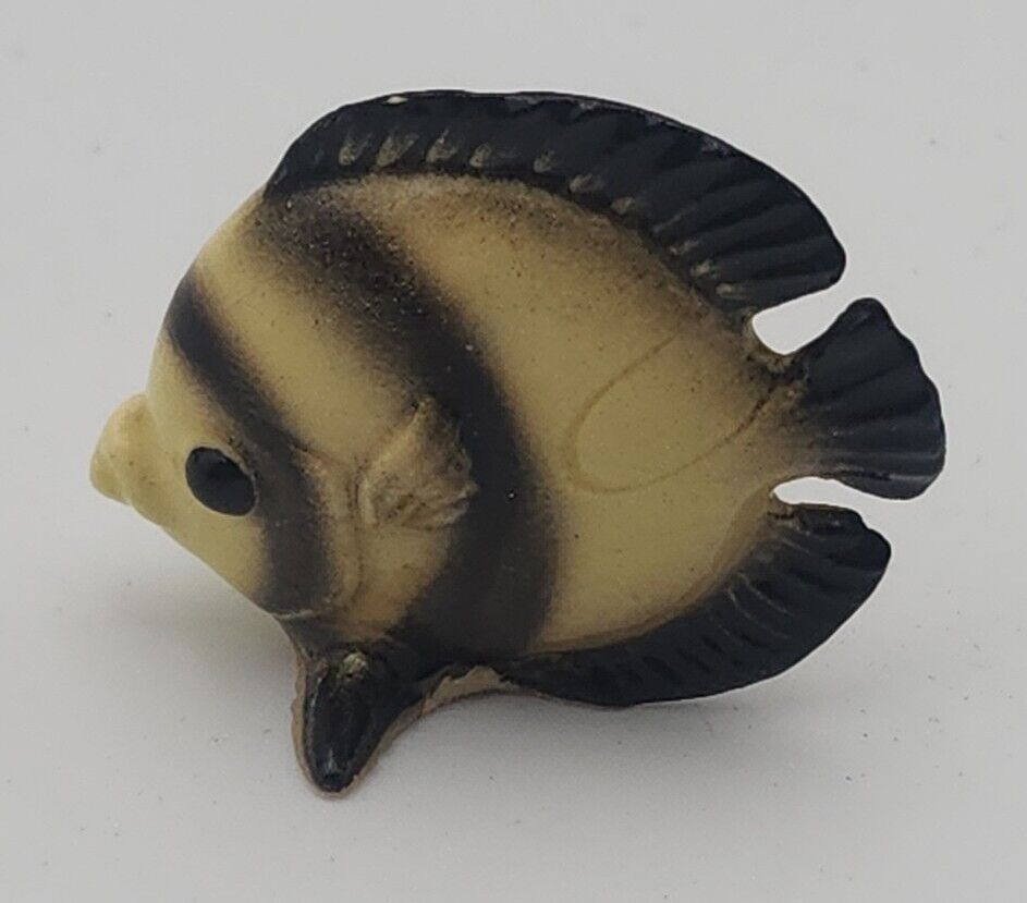 Rare vintage Hagen Renaker miniature angel fish yellow & black