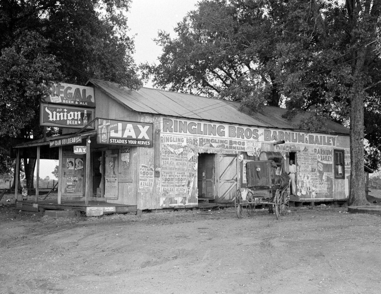 1938 General Store, Near Lafayette, Louisiana Old Photo 8.5\