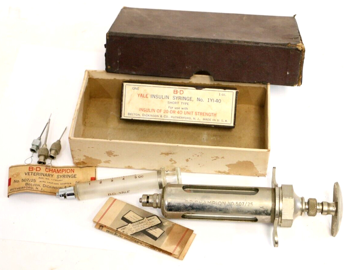 Vintage B-D Yale Insulin Syringe, Veterinary syringe W Original Box