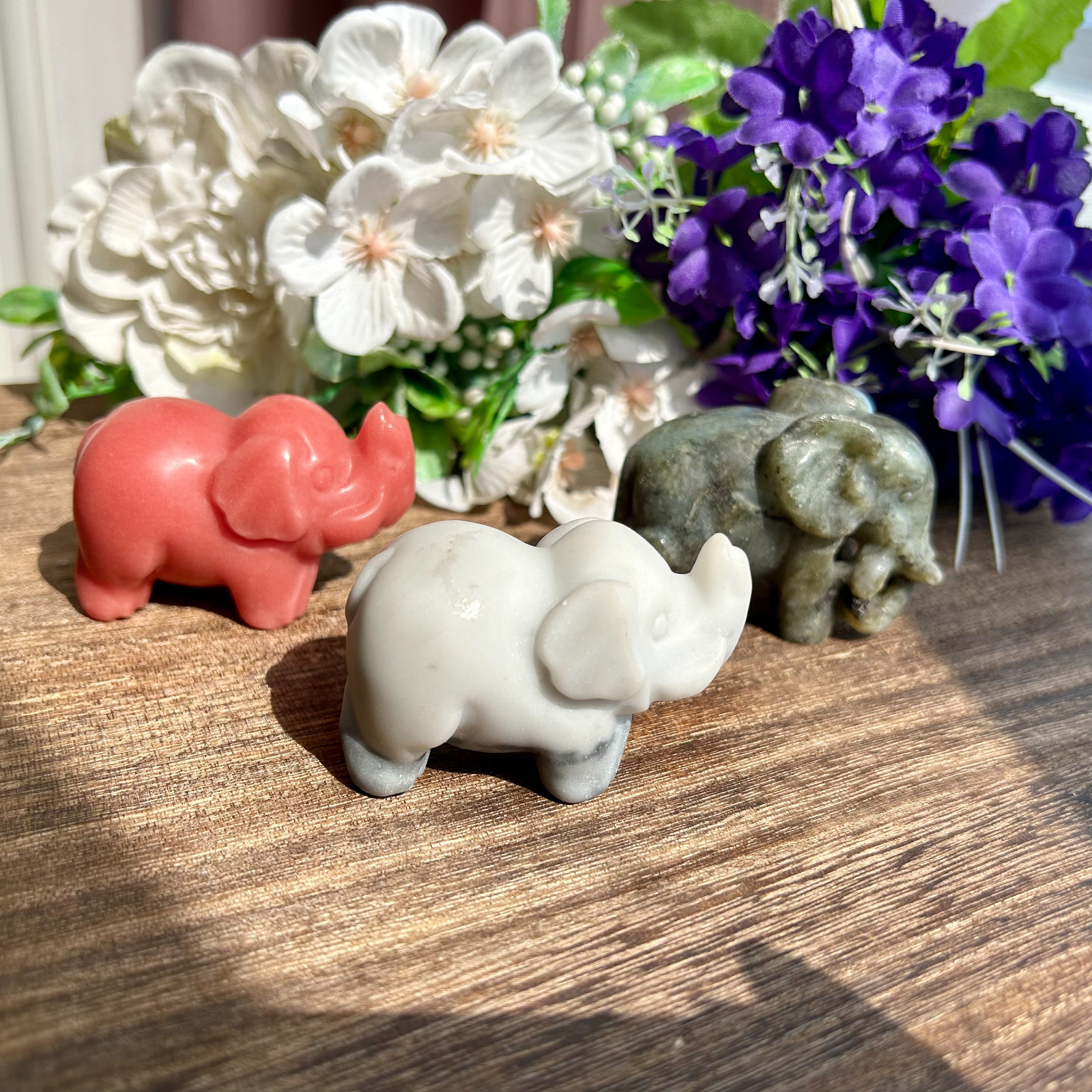 3PC Mixed Mineral Handcarved Quartz Crystal Mini Elephant Carving Animal Statue