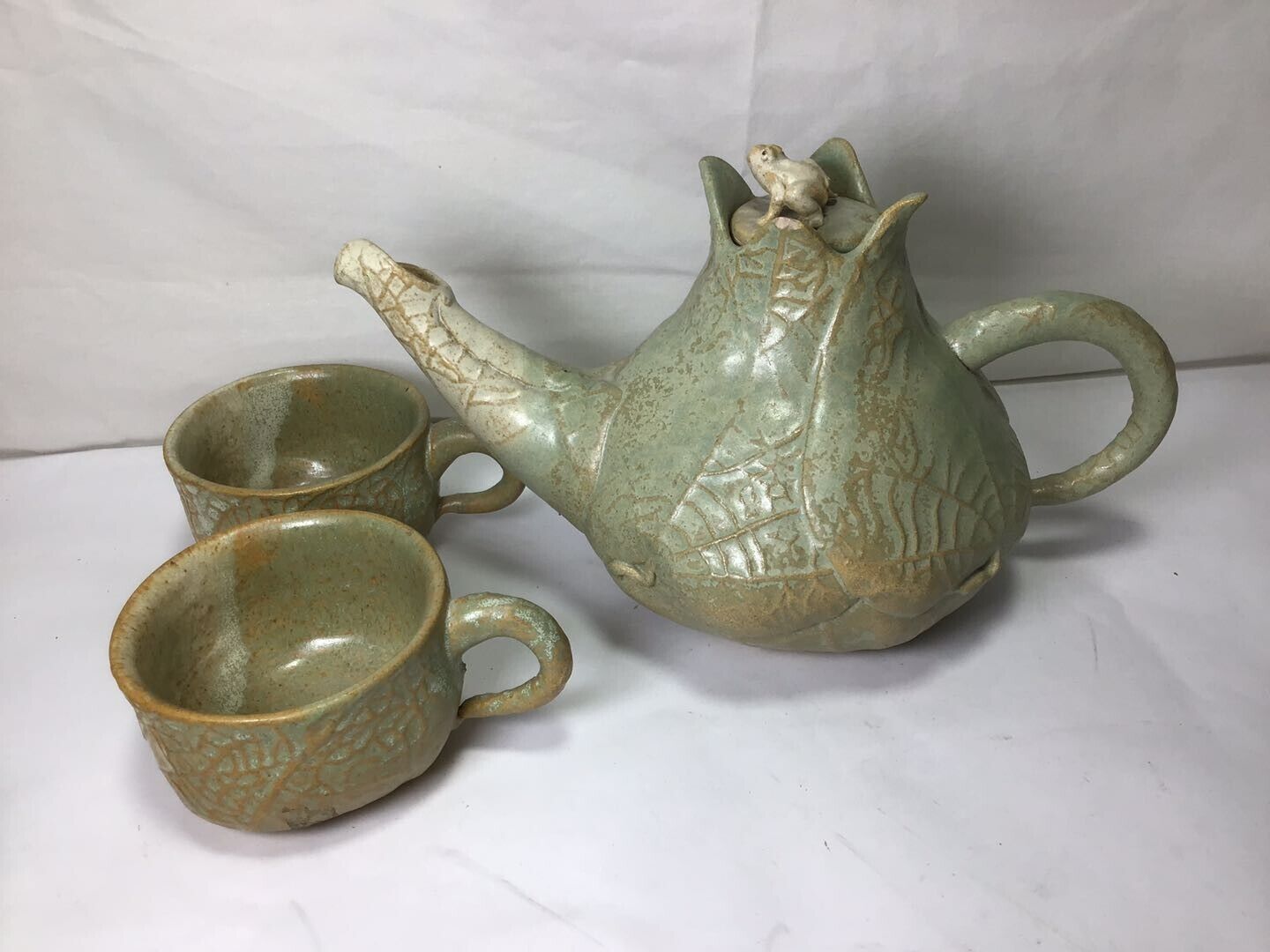 X67 Vintage Antique Ceramics Bionic Leaves Art Teapot & Cup - Set Of 3