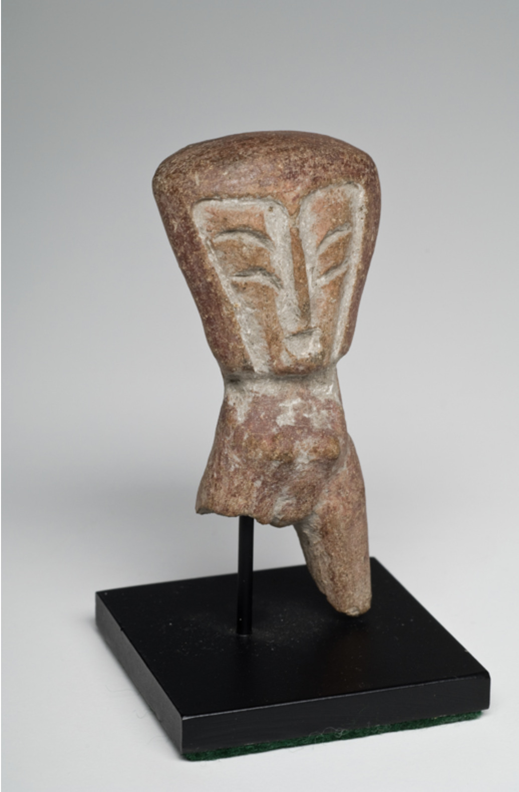 Ancient Art Valdivia Ceramic Female Figure 2300-2000 B.C. Ecuador Pre-Columbian
