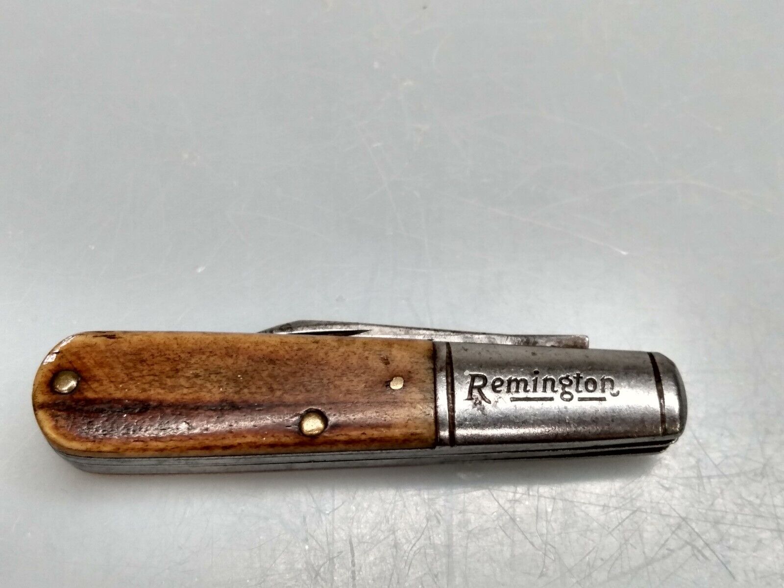 Vintage 2 Blade Remington Bullet Knife Pocket Knife Whittler Collectors