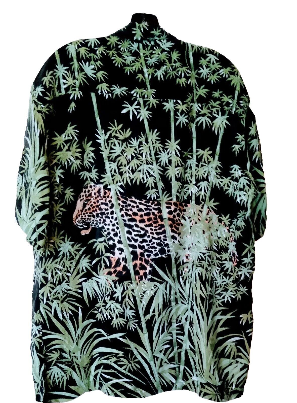 Perfect Tori Richards Silk Leopard Shirt Vintage Print