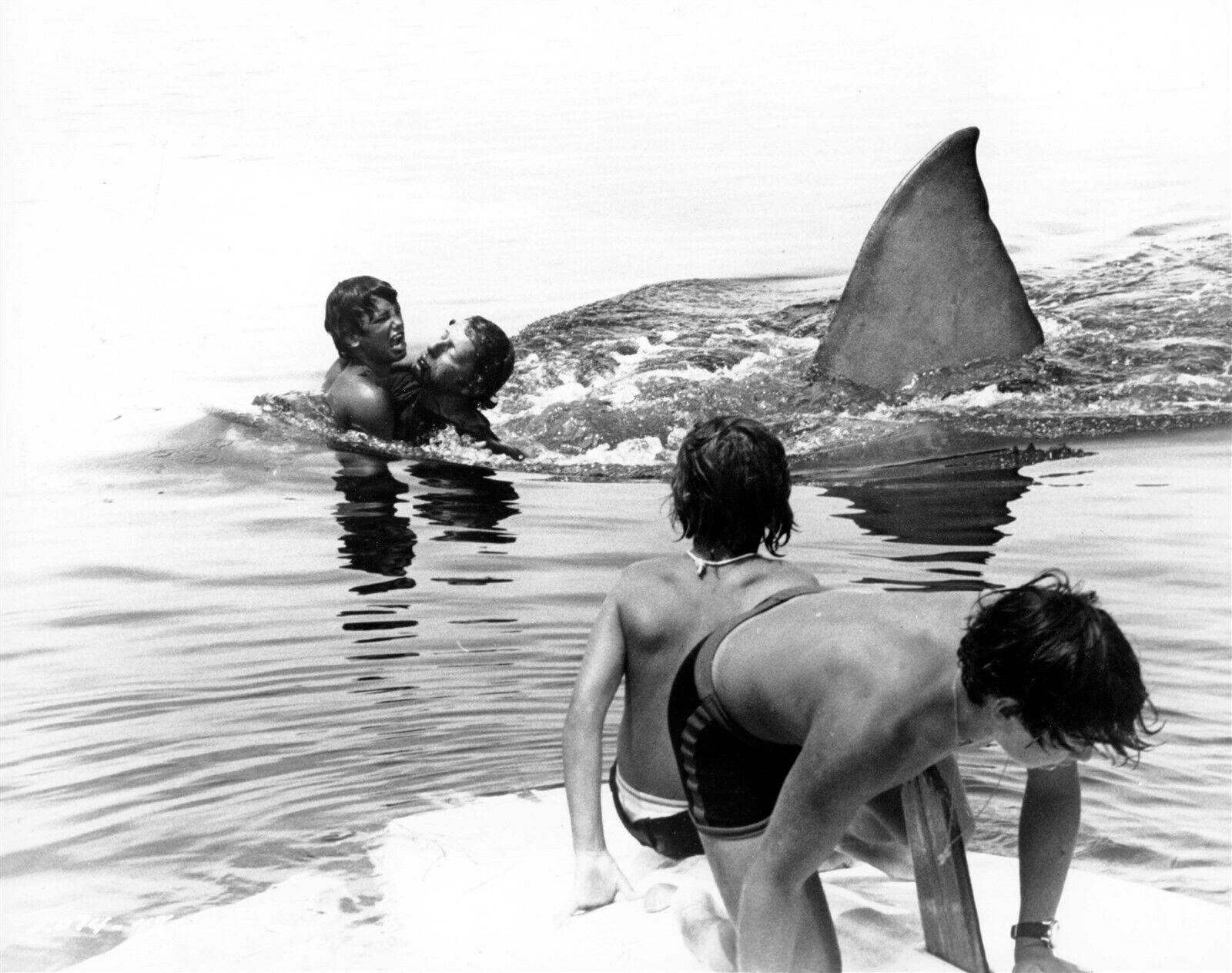 Jaws 1976 shark moves in to attack boys on boat 16x20 poster