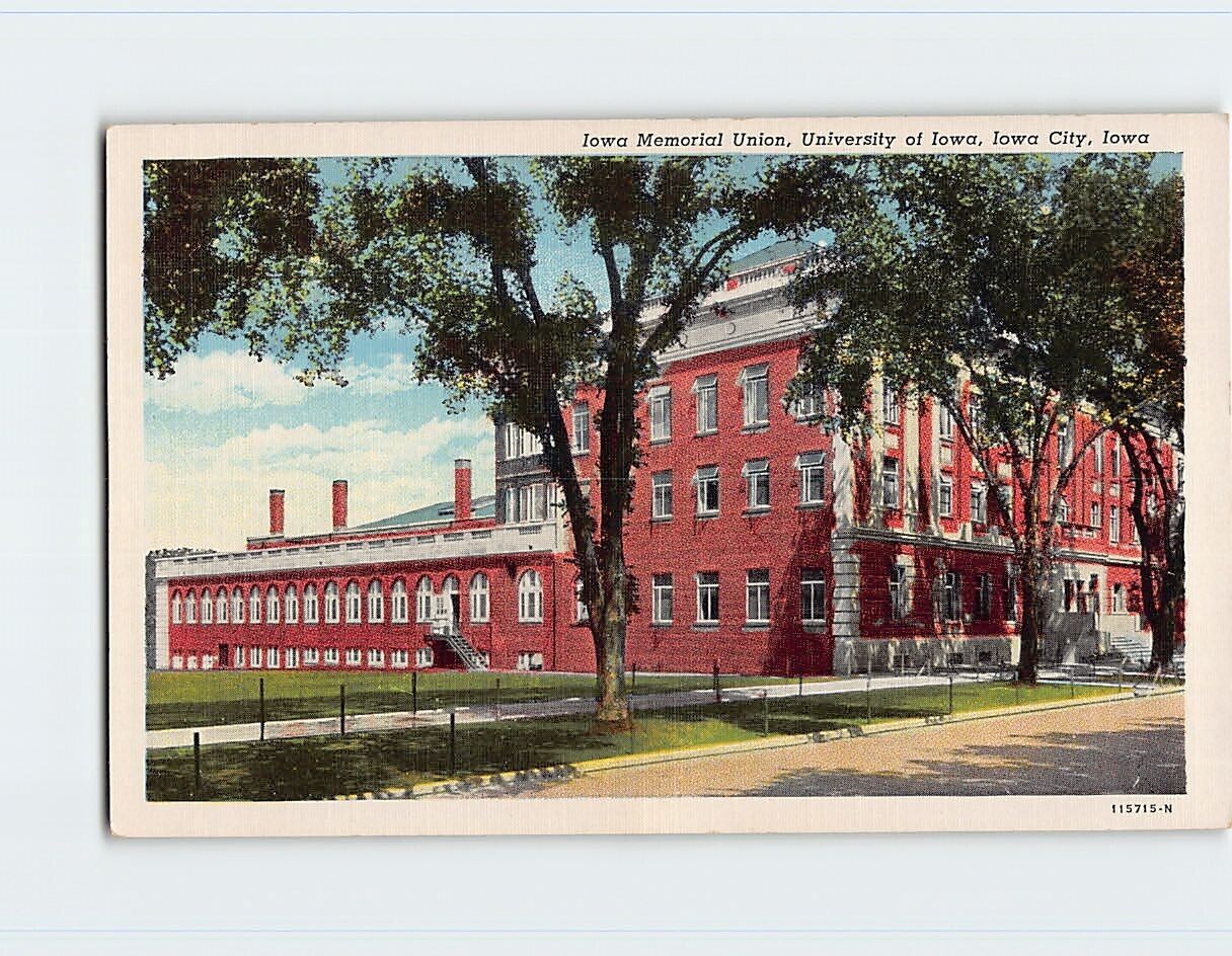 Postcard Iowa Memorial Union, Iowa City, Iowa