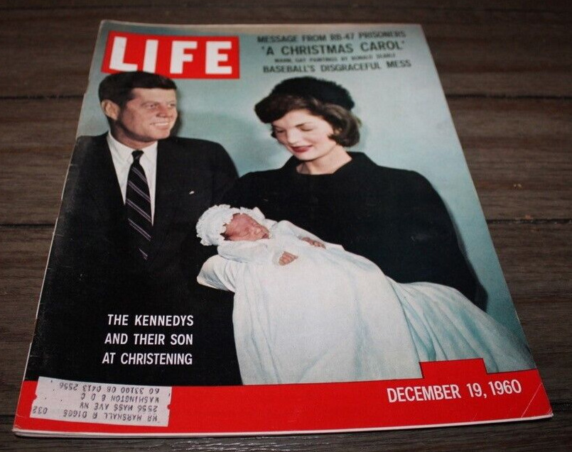 Vtg Life Magazine DECEMBER 19, 1960 Kennedys Christen Their Son GREAT ADS