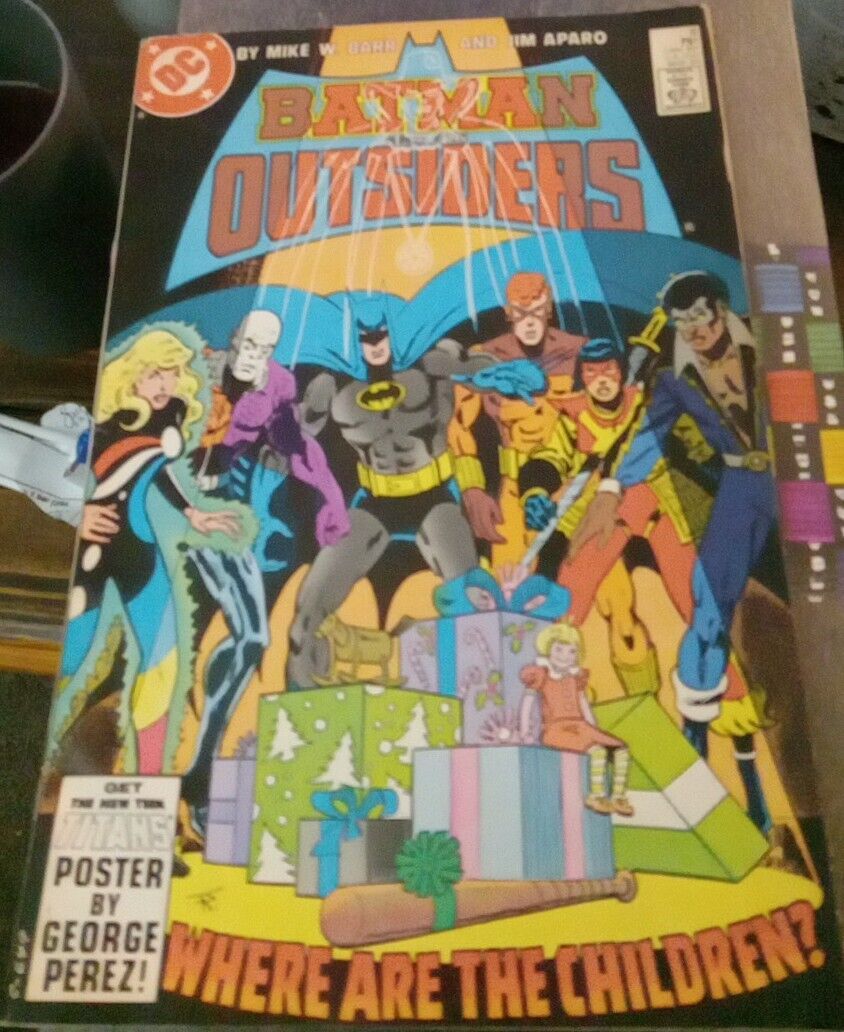 DC Comics Batman Outsiders Comic Book #8 In Great Condition