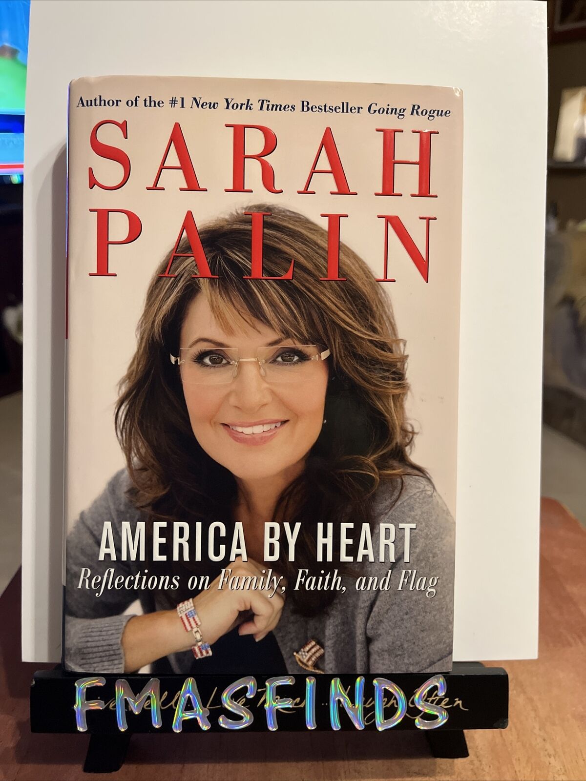 SARAH PALIN GOV OG ALASKA Signed Book America By Heart AUTOGRAPH
