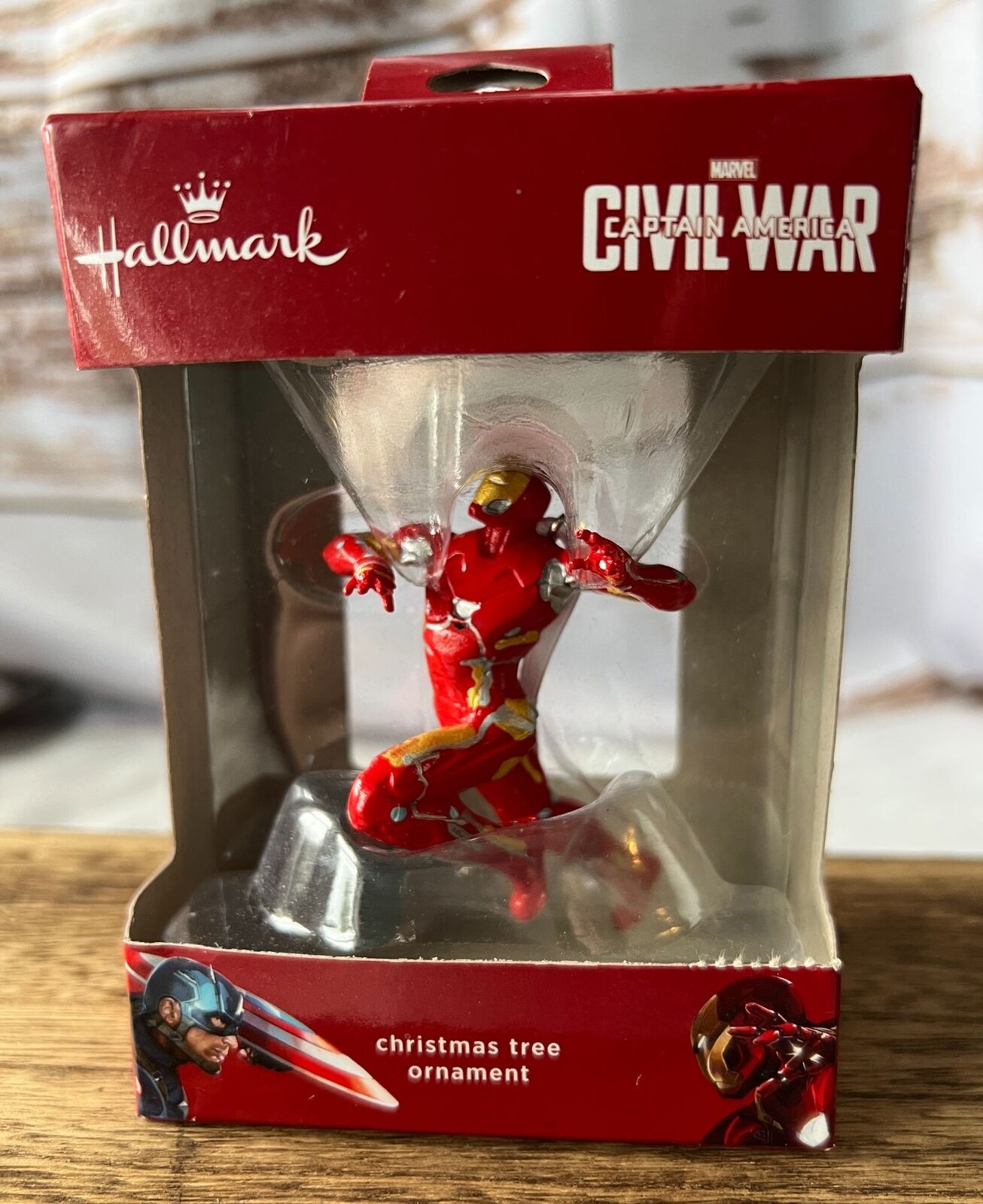 2018 Hallmark Marvel Captain America Civil War Iron Man Christmas Ornament NIB