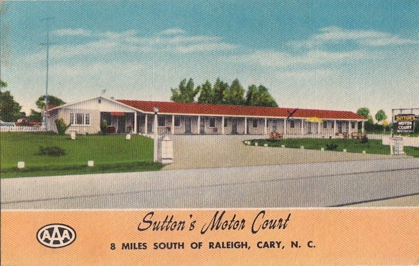 Postcard Sutton\'s Motor Court Cary NC 