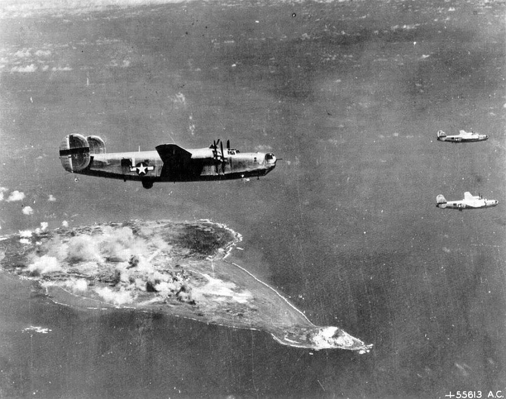 WWII Photo USAAF B-24 Bombers Over Iwo Jima WW2 B&W World War Two Pacific / 5096