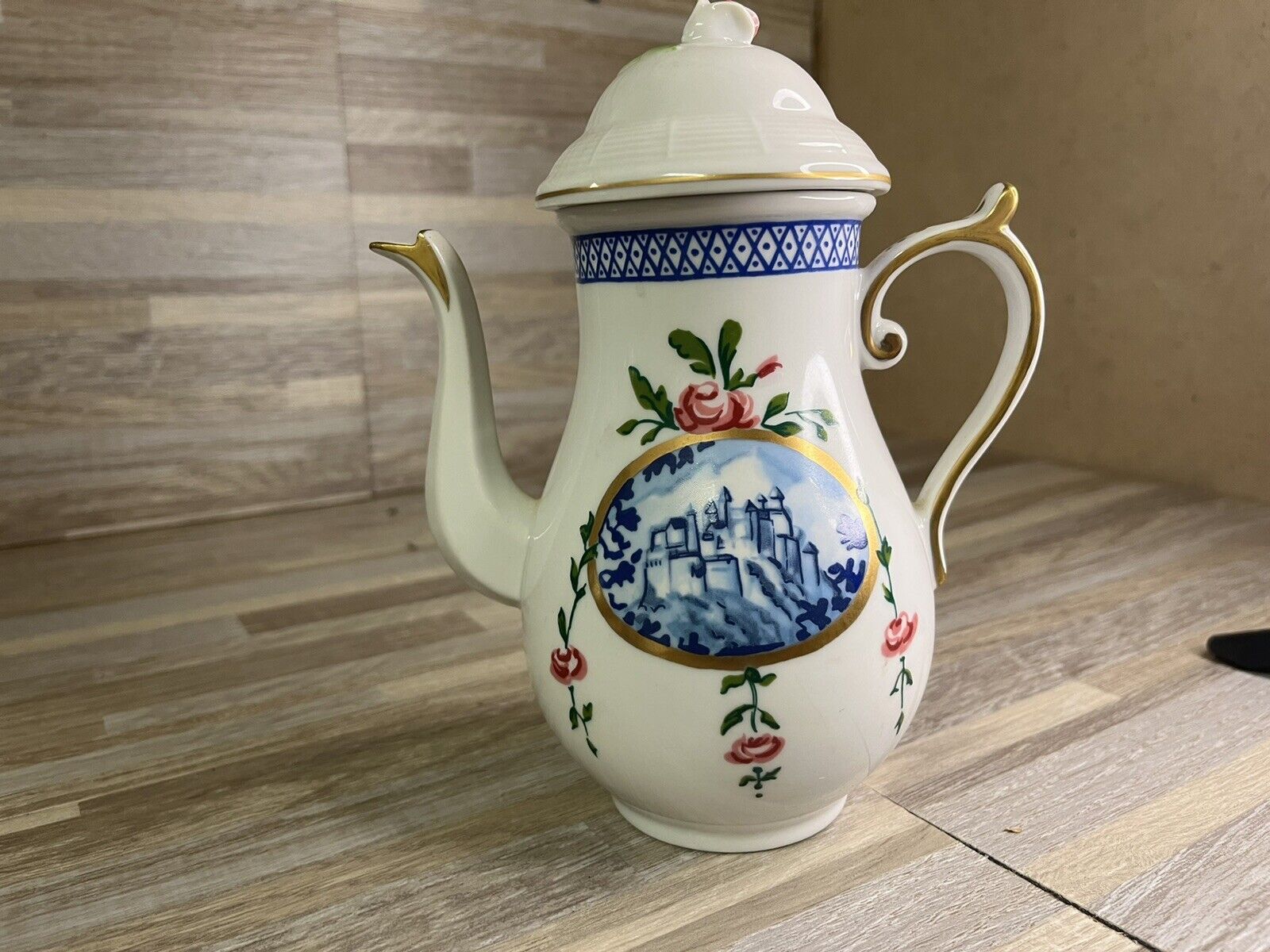 Vintage Elizabeth Arden Orient Express Rose Castle Tea Pot Japan