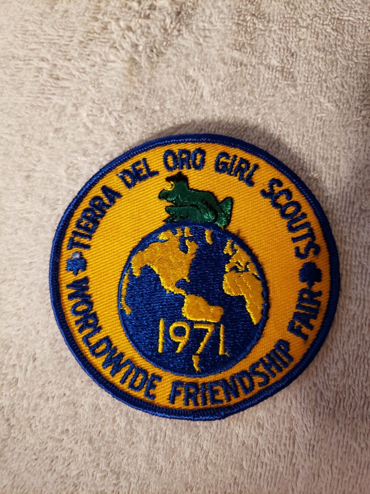 PATCH GSA Tierra Del Oro Girl Scouts Worldwide Friendship Fair 1971