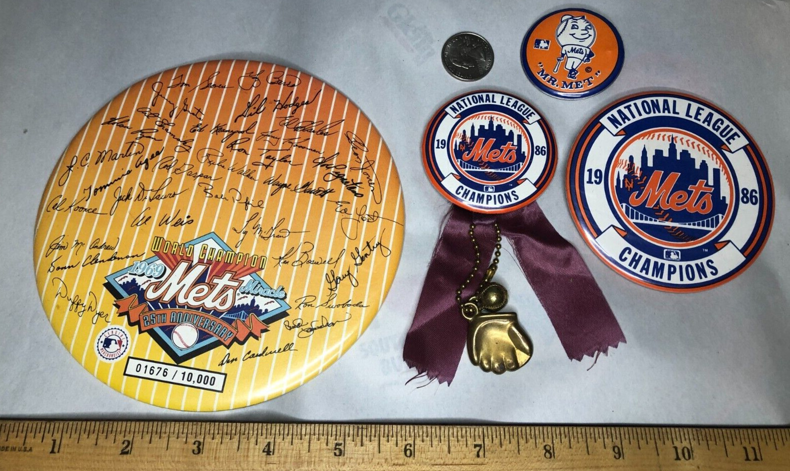 New York Mets Baseball Buttons 25th Year 1986 National League Champs Mr. Met Pin