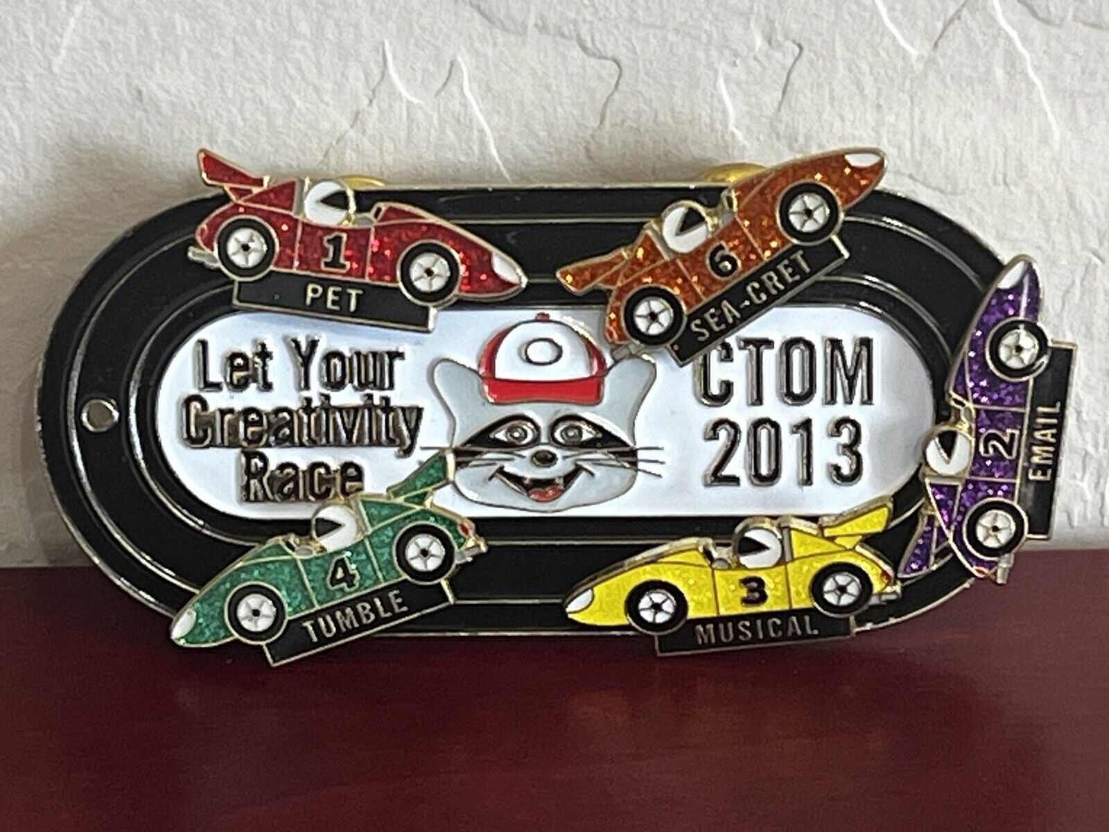 Let Your Creativity Race CTOM 2013 Souvenir Collector Pin Keychain w/Moving Cars