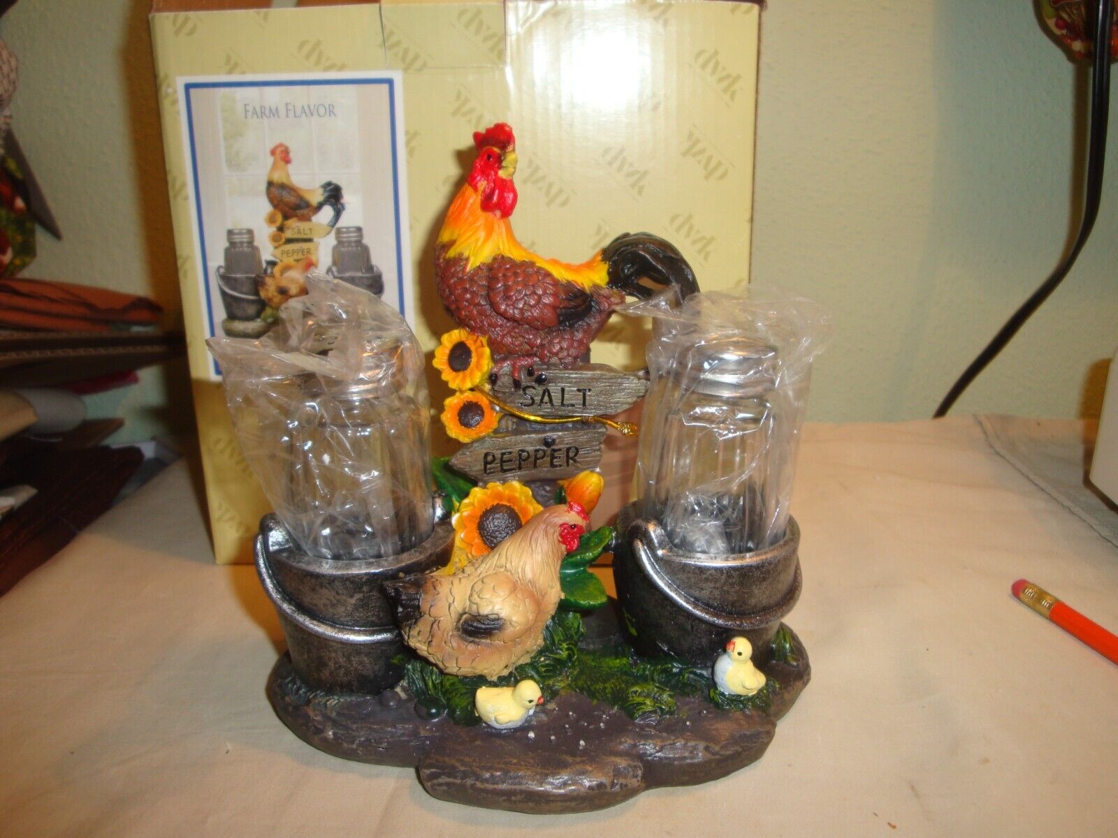 New DWK Corp. Rooster/Hen/Chicks Salt and pepper Shakers-6 1/2 x 6 1/2-Farmhouse