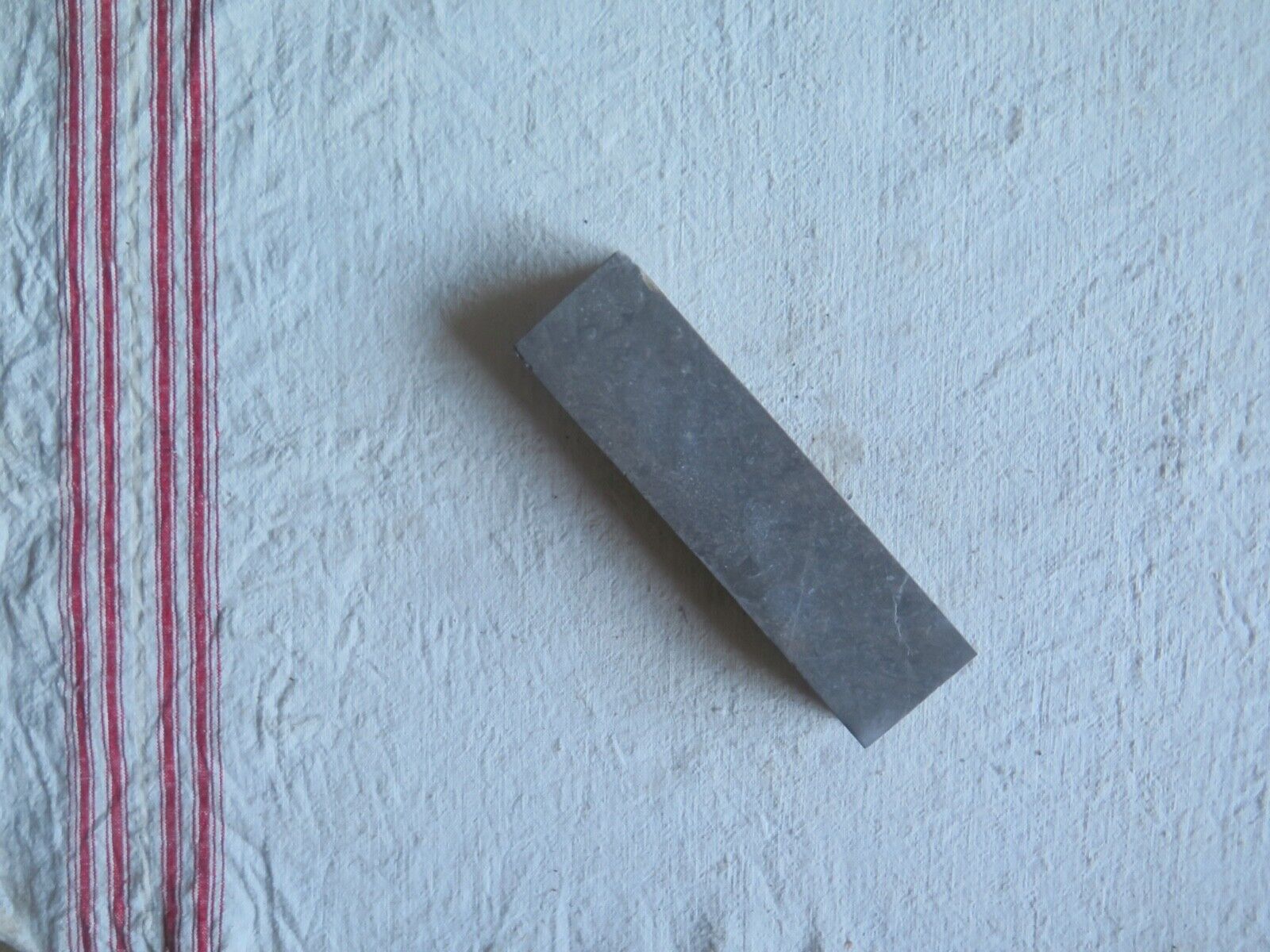 RFACo. ~ Invitica Ultra-Fine ~  670g ** Natural Whetstone/Sharpening stone