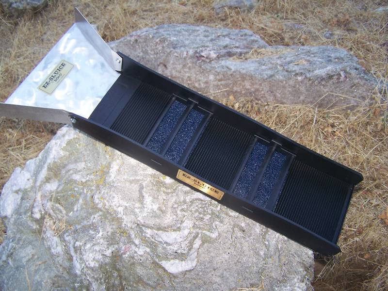 E-Z SLUICE BOX WITH FLARE TRAPS FLOUR GOLD AS WELL AS NUGGETS  GOLD PROSPECTING 